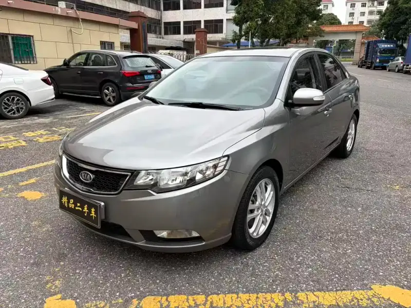 Kia Forte, 2011