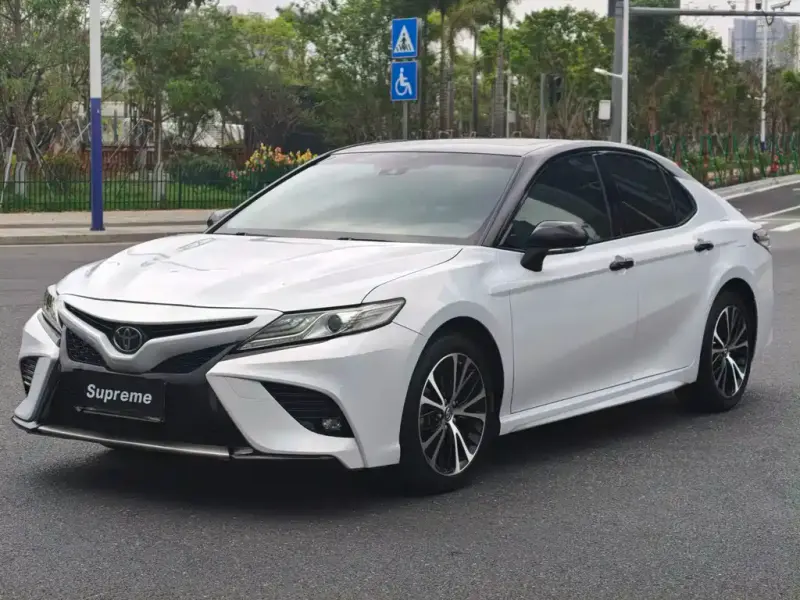 Toyota Camry, 2020