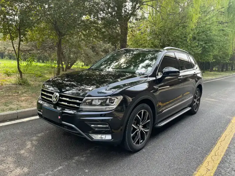 Volkswagen Tiguan L, 2020
