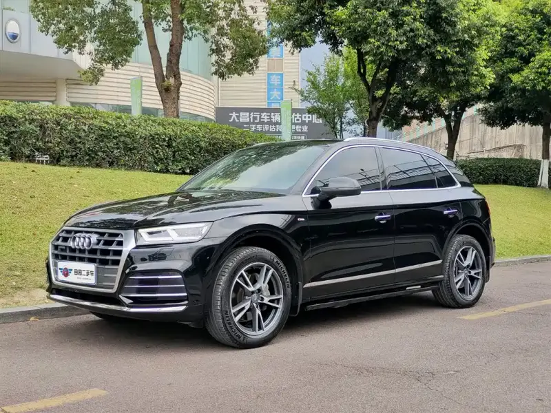 Audi Q5L, 2019