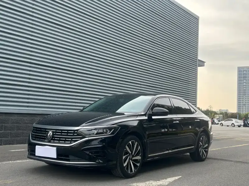 Volkswagen Passat, 2024