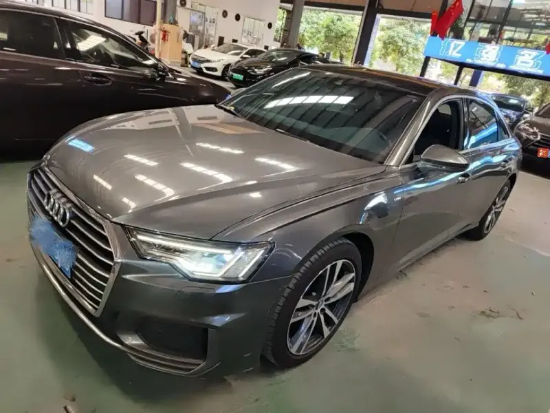 Audi A6L, 2021