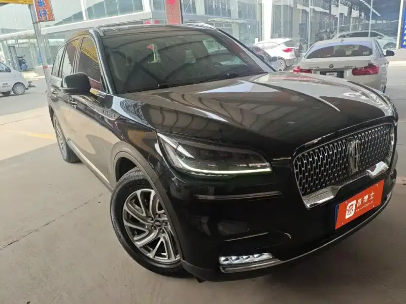 Lincoln Aviator, 2022