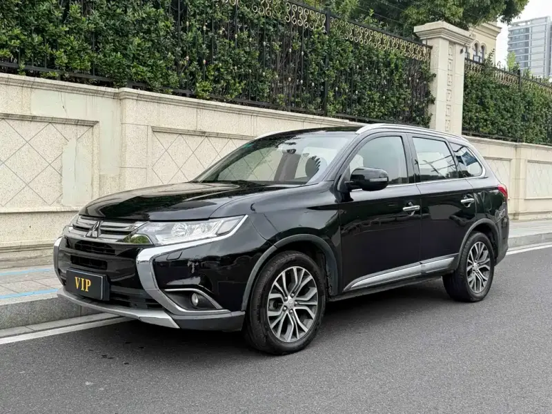 Mitsubishi Outlander, 2017