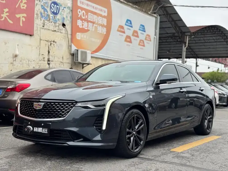 Cadillac CT4, 2021
