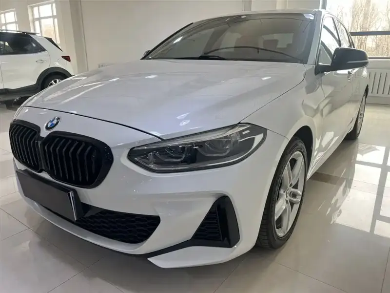 BMW 1 Series, 2021