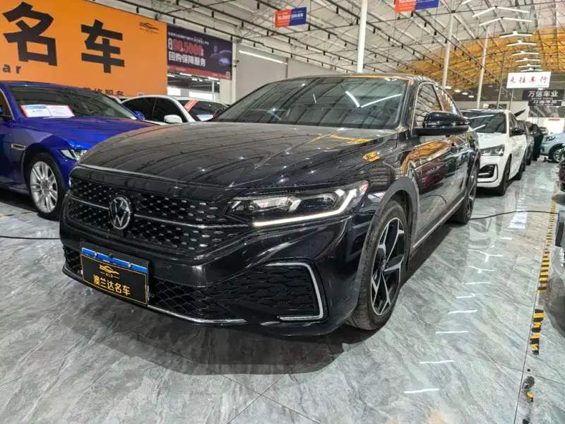 Volkswagen Passat, 2024