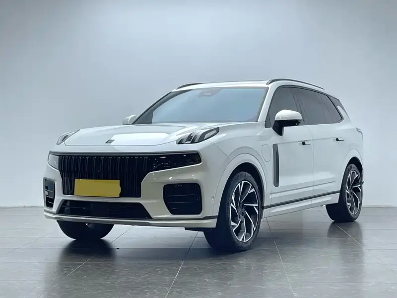 Lynk & Co 09 EM-P, 2022
