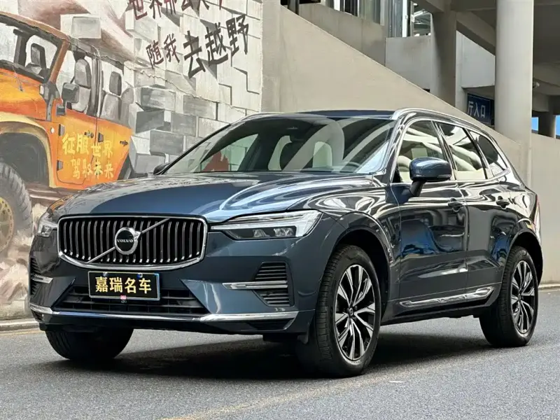 Volvo XC60, 2025