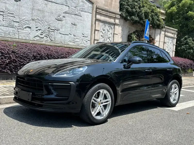Porsche Macan, 2022