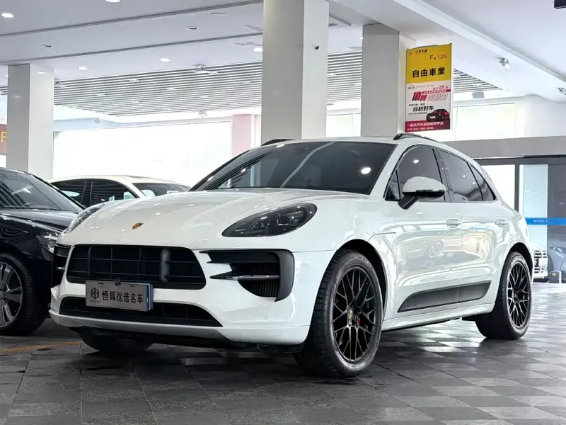 Porsche Macan, 2021