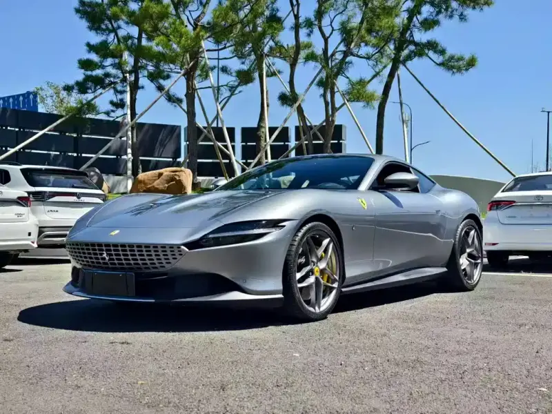 Ferrari Roma, 2021