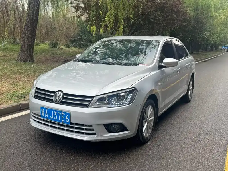 Volkswagen Jetta, 2013