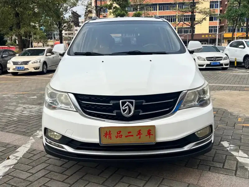 Baojun 730, 2017