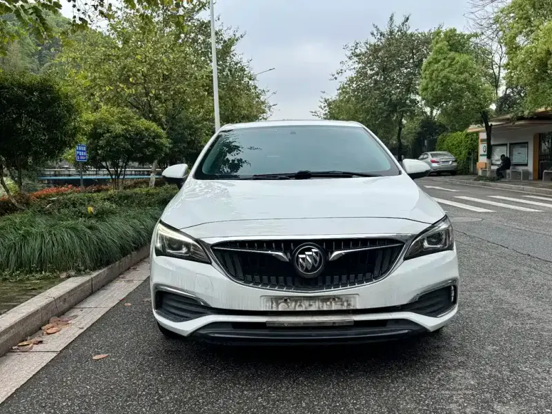 Buick Verano, 2018