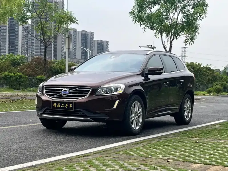 Volvo XC60, 2015