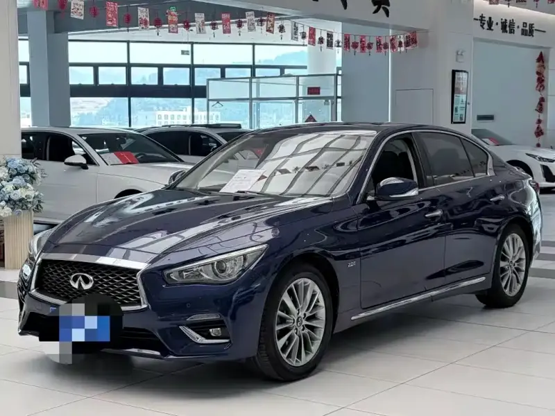 Infiniti Q50L, 2021