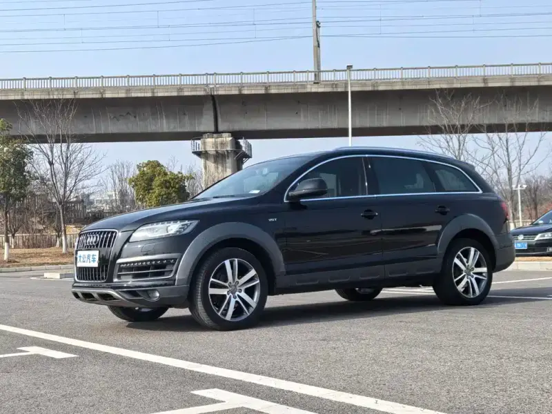 Audi Q7, 2015