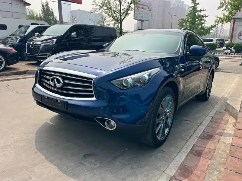 Infiniti FX, 2013