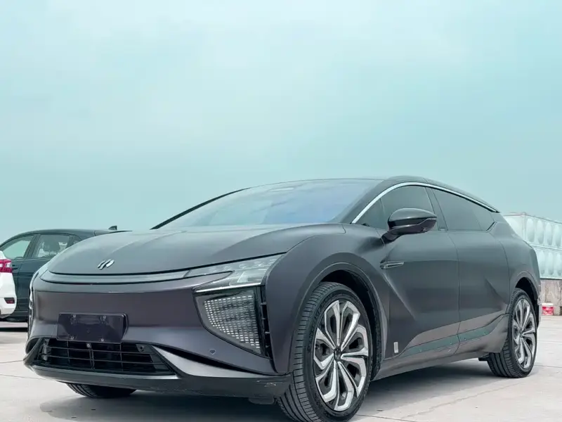 HiPhi X, 2022