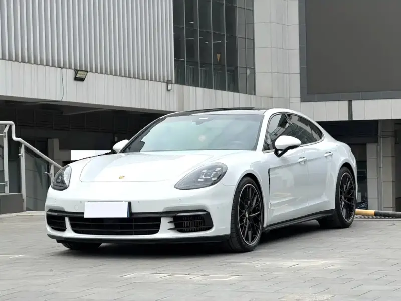 Porsche Panamera, 2020