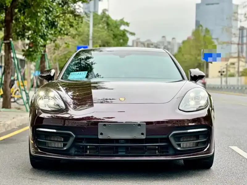 Porsche Panamera, 2022
