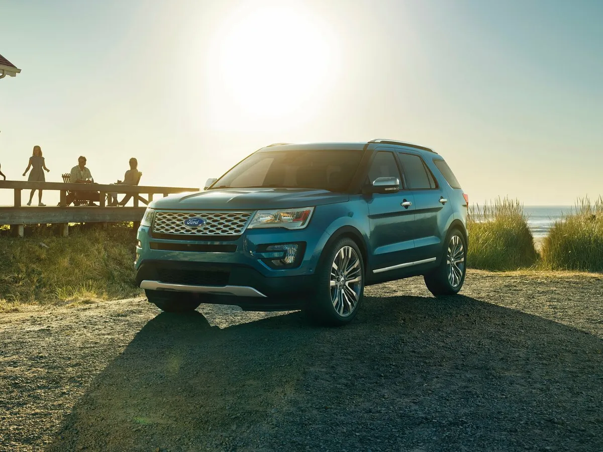 Ford Explorer — фото модели