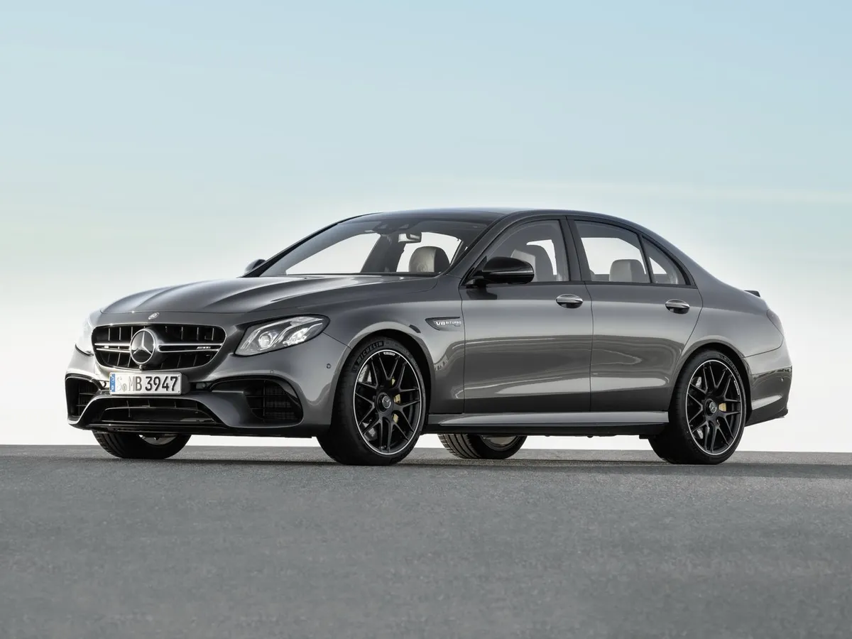 Mercedes-Benz E-Класс AMG — фото модели