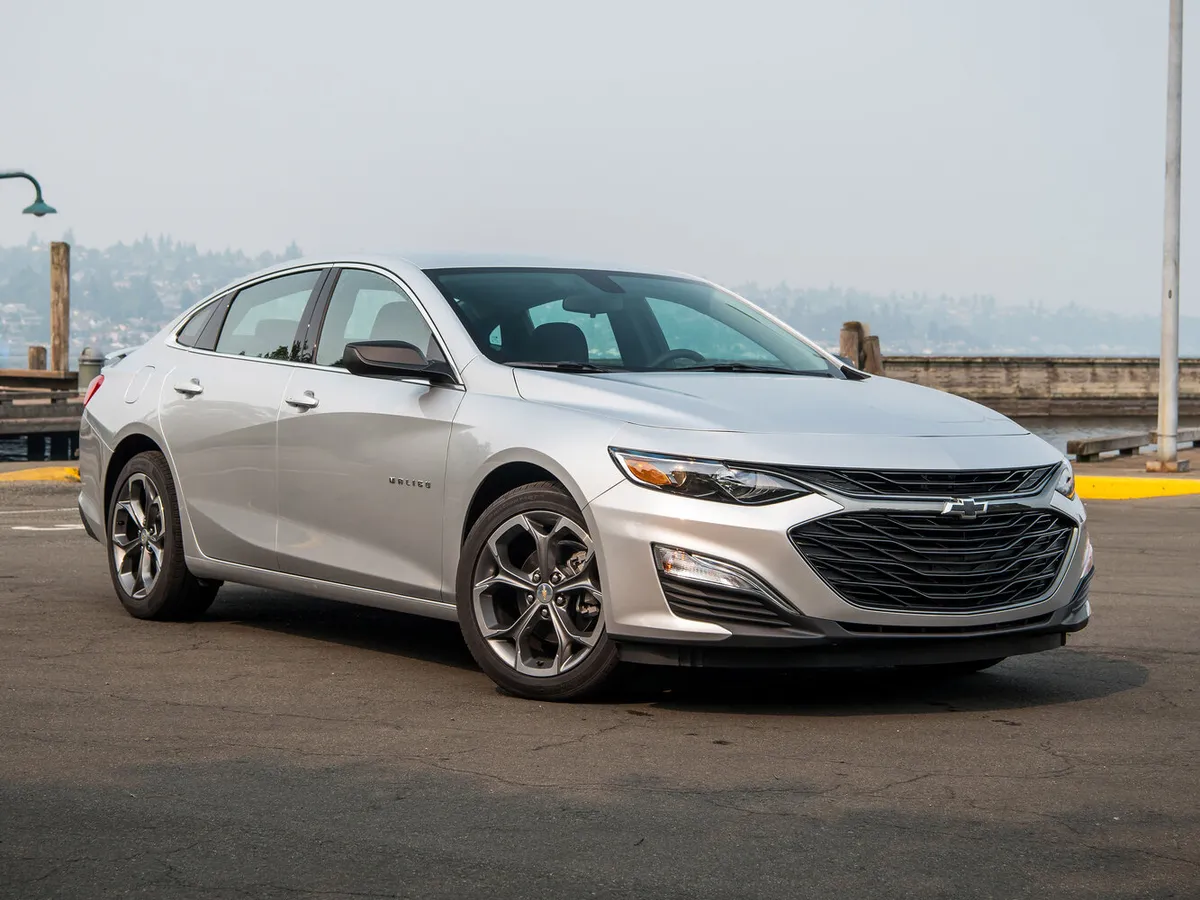 Chevrolet Malibu — фото модели