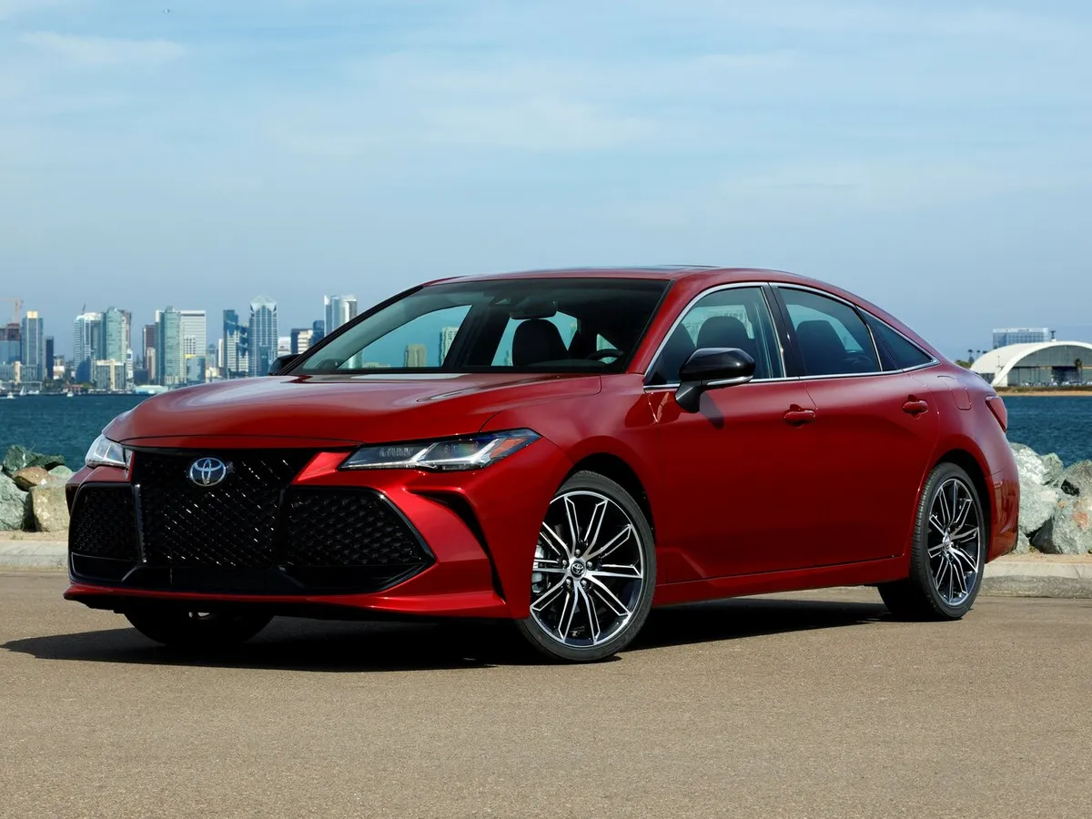 Toyota Avalon — фото модели