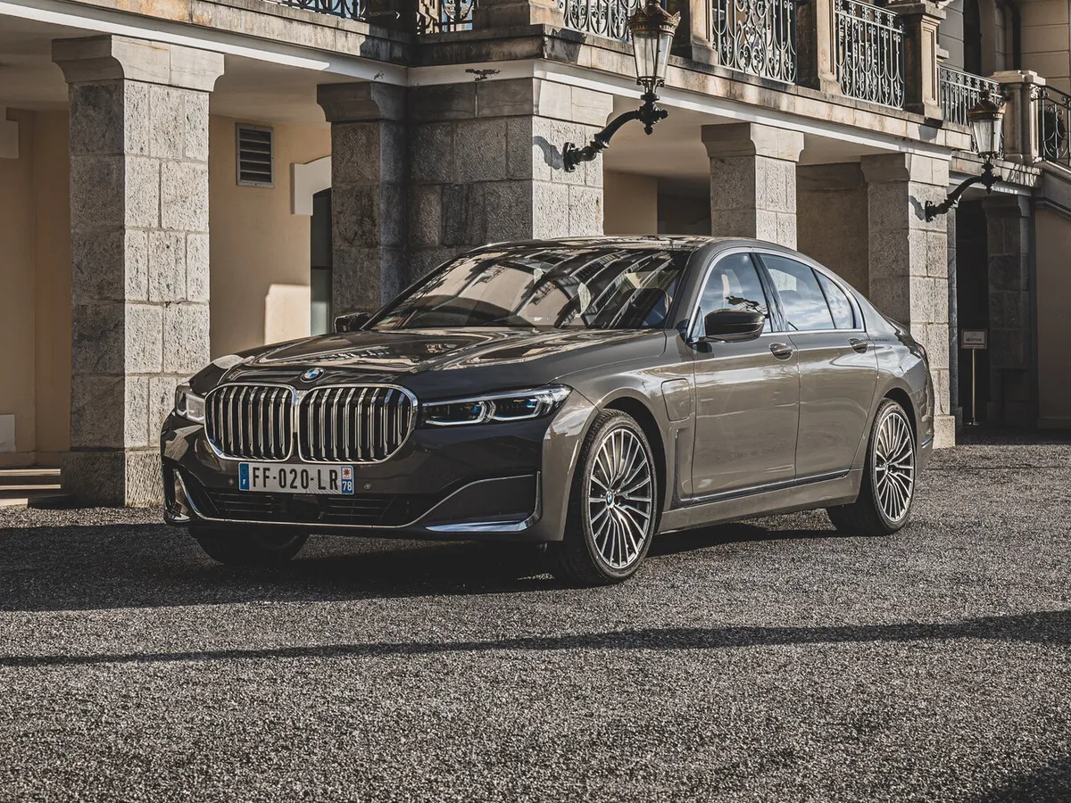 BMW 7 серии — фото модели