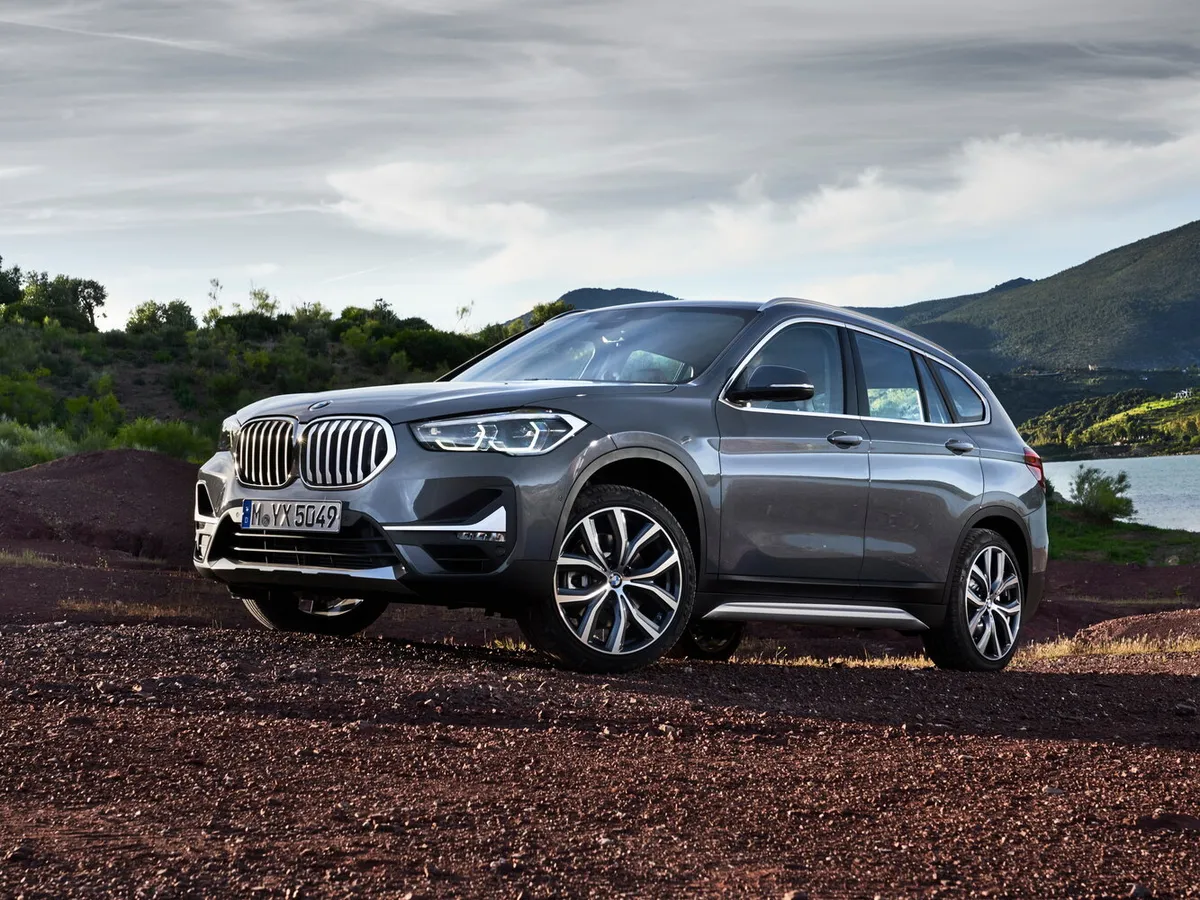 BMW X1 — фото модели
