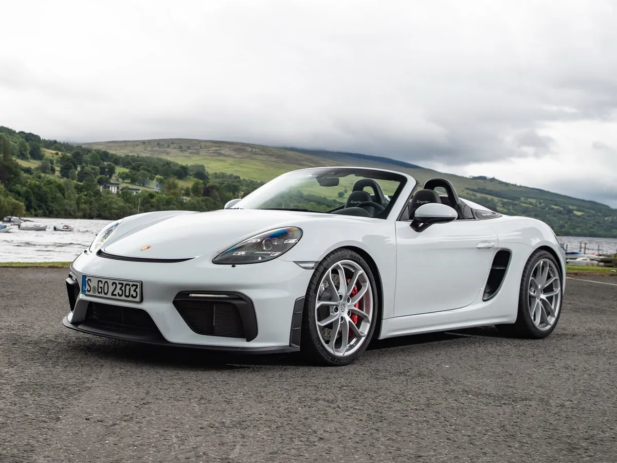 Porsche 718 Spyder — фото модели
