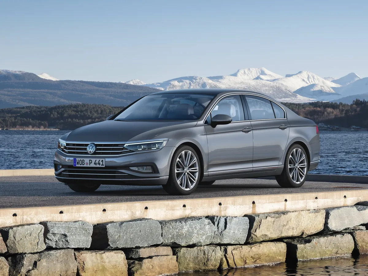 Volkswagen Passat — фото модели