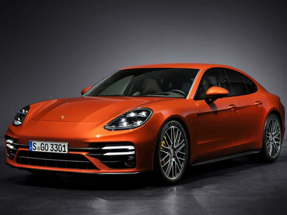 Porsche Panamera — фото модели