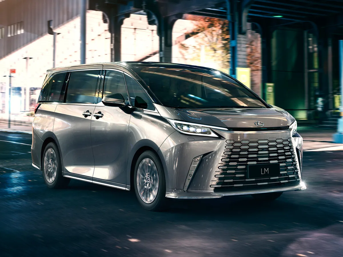Lexus — фото модели